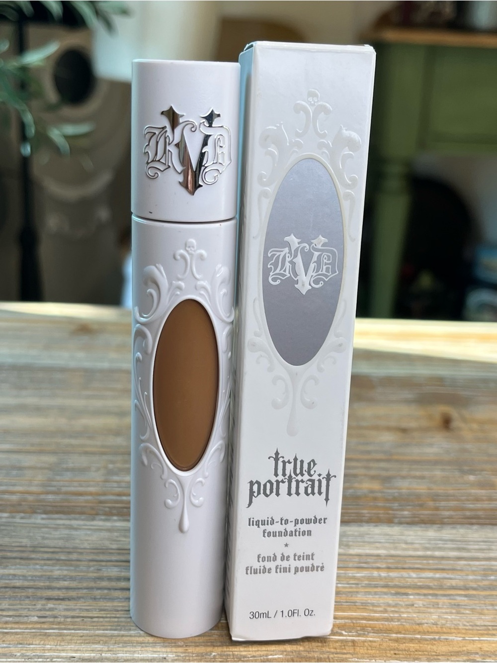NEW KVD & Storybook Cosmetics Fairy Tale Makeup Bundle~Tan(074) - Picture 5 of 8